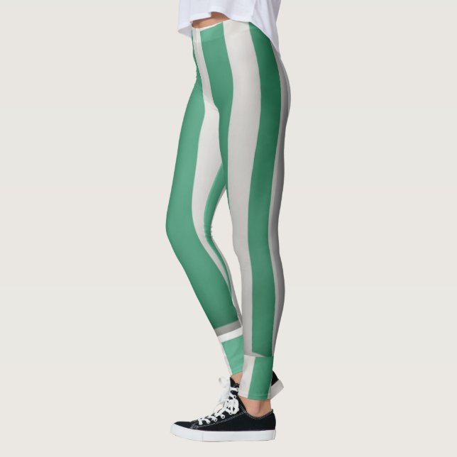 Legging White + Greve Ampla Verde (Esquerda)