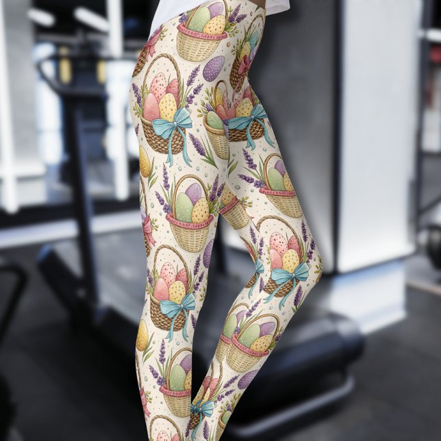 Legging Wicker Basket Easter Eggs with Lavender (Criador carregado)