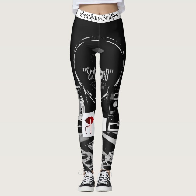 Leggings "Beat$andBull$hit" do "Impressão" em tudo (Frente)