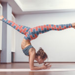 Leggings de mulheres para o tratamento de ioga<br><div class="desc">Alcançar seus objetivos de malhação em estilo com nossas leggings padronizadas, ideais para yoga, malhação e correndo. Experimente conforto e suporte inigualáveis. Transforme seu armário de exercícios. Comprar agora e junte-se às primeiras 1000 pessoas que possuem este produto... .. ... . ... ... arte deco noiva, noiva, ioga, malheta, calça-calças...</div>