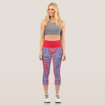 Leggings de padrão vermelho, branco e azul riscada