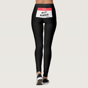 Leggings na frente da bandeira dos EUA e Karen Nom