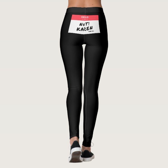 Leggings na frente da bandeira dos EUA e Karen Nom (Verso)