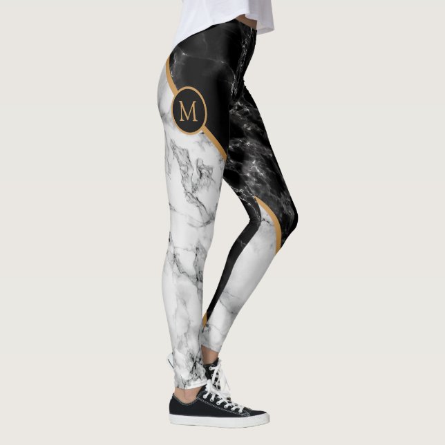 Leggings Personalizadas com Letra Preta e Branca (Direita)