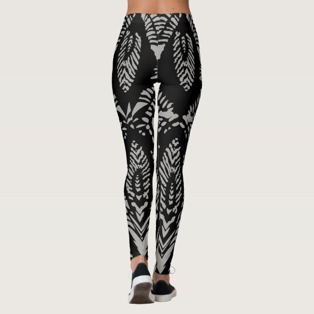 Leggings tribais de Cinzas e pretos (Verso)