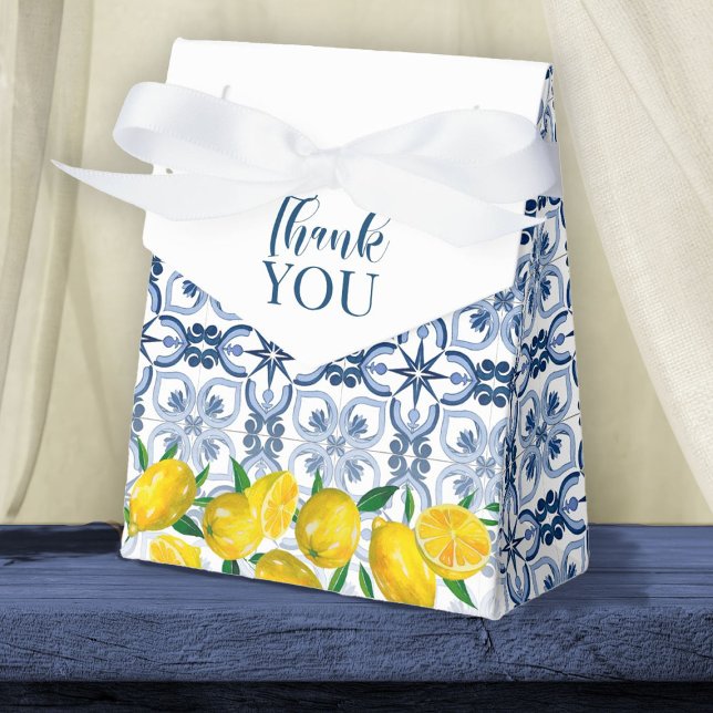 Lemon Positano - Caixa de Favoritos do Azulejo Azu (An elegant Mediterranean lemon gift box, great for filling with a treat to thank your guests.)