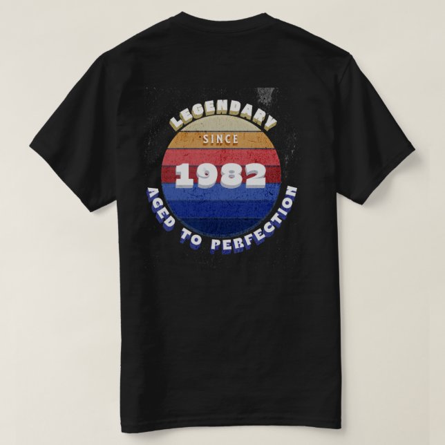 Lendário desde 1982 Camiseta Retro (Verso do Design)