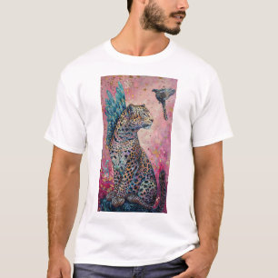 Leopardo Majestoso com Camisa de Arte da Vida Selv