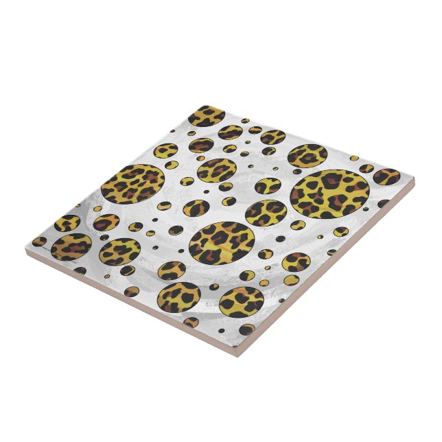 Leopardo Marrom e Amarelo com Bolinhas (Lateral)
