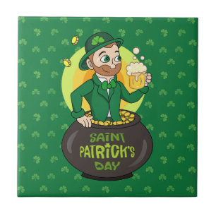 Leprecaína de desenho animado em pote de ouro segu