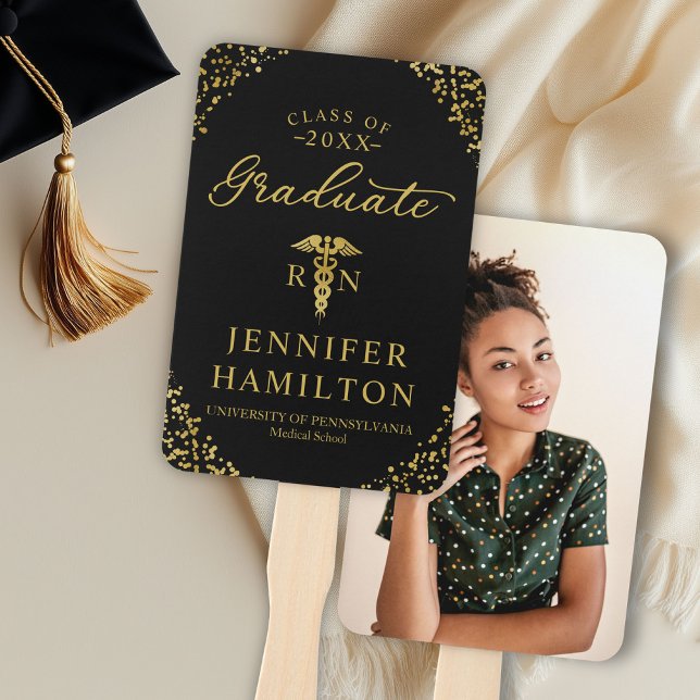 Leque Graduação Dourada na Faculdade de Enfermagem Médic (Criador carregado)