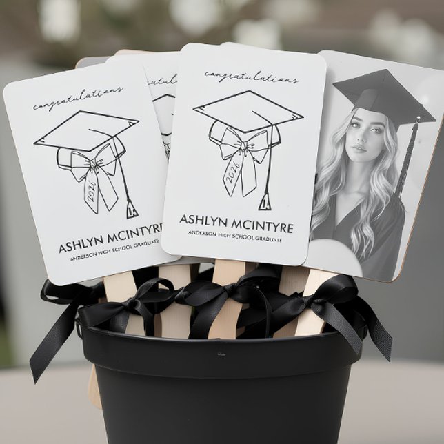 Leque Touca e Laço de Formatura Preto e Branco Minimalis (Graduation Cap and Bow Hand Fans)