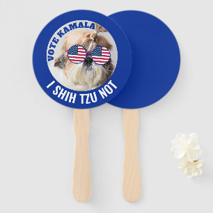 Leque Vote Kamala EUA bandeira Shih Tzu Não é um cachorr