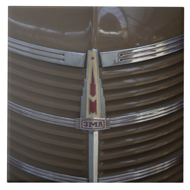Letônia, Riga, Museu de Motores de Riga, enfeite d (Frente)