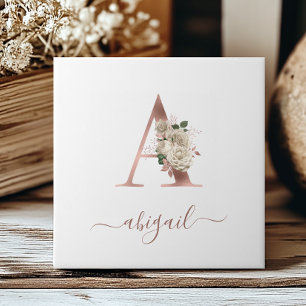 Letra "A" Monograma Floral Marfim em Dourado Rosa