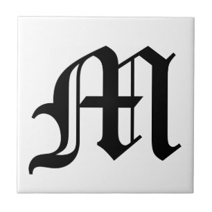 Letra M Texto em Inglês Antigo em Plano de Fundo 