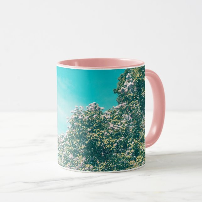 Lilac Shrub Blooming e a Caneca do Céu (Frente Esquerda)