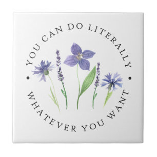 Linda Flor Selvagem de Aquarela Roxa e Lavanda