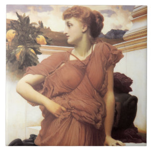 Linda mulher na fonte