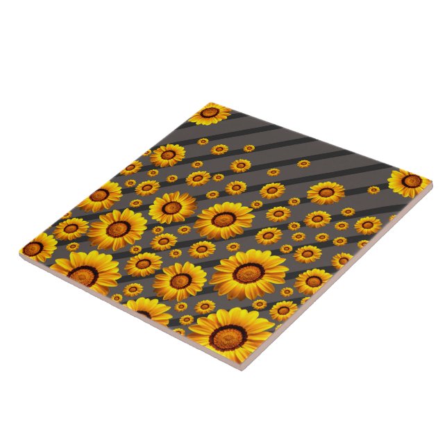 Lindas flores amarelas nas cinzas, faixas pretas (Lateral)