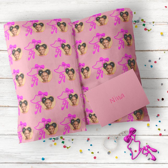 Lindo Papel de Presente de Aniversário Bailarina S (Wrapping Paper - Ballet Dark Pink)