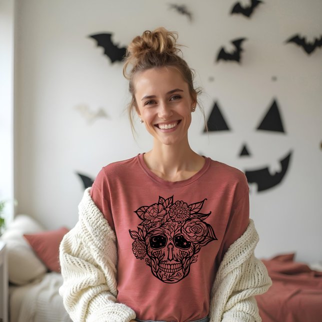 Linha Negra Desenhada Crânio Floral Negro e Branco (Bold Line Drawn Black & White Floral Sugar Skull Tri-Blend Shirt)