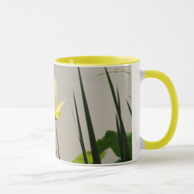 Lírio de água amarela - caneca de café amarela do (Direita)