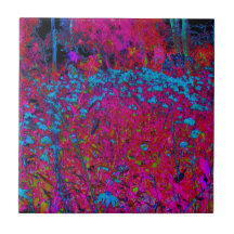 Lírio Flor de Jardim Roxo Psicodélico Magenta