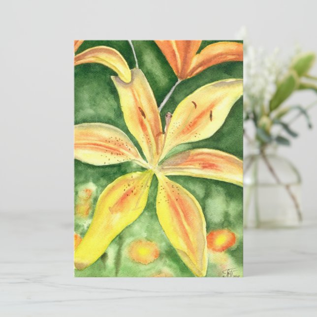 Lírios amarelos no jardim (Em pé/Frente)