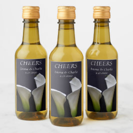 Lírios brancos da calla no casamento negro