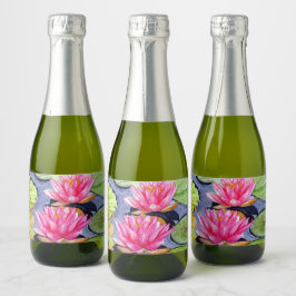 Lírios de água vibrantes em lixão de tranquilo