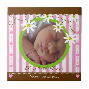 Listras & lembrança brancas cor-de-rosa da menina