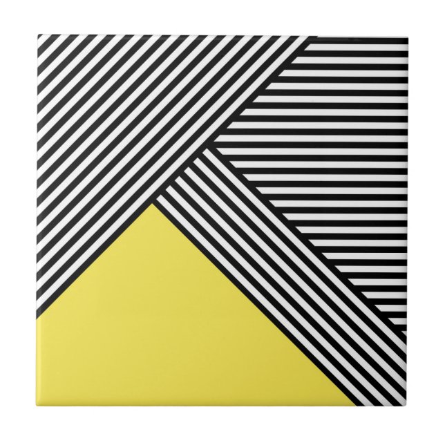 Listras pretas e brancas com triângulo amarelo (Frente)