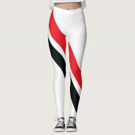 Listras Vermelhas/ Pretas em Leggings Brancas 1