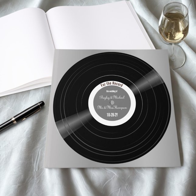 Livro de Convidados do Vinyl Record Black and Whit (Personalized vinyl record square wedding guestbook.)