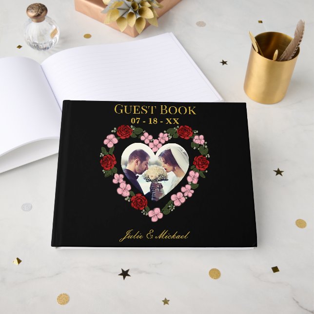Livro De Visitas Black wedding guest book with floral hearts (Frente aberta)