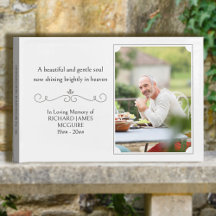 Condolências de Fotos Verticais em Memória Amável