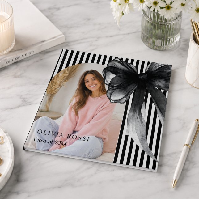 Livro de Visitas de Formatura Coquette com Laço Pr (Elegant Black Bow graduation Guest Book)