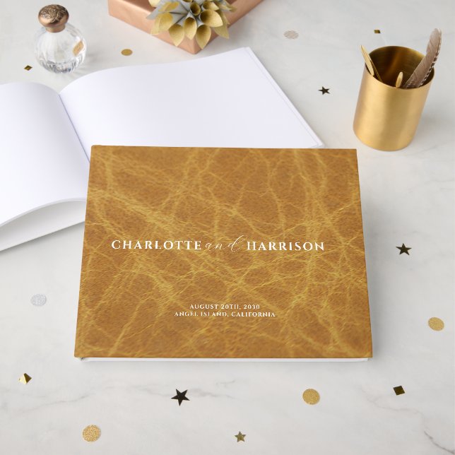 Livro De Visitas Monograma Faux Leather Camel de Casamento Personal (Frente aberta)