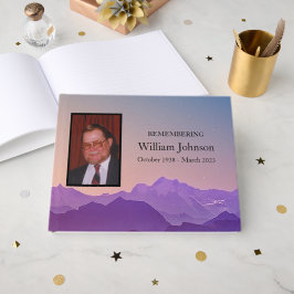 Livro De Visitas Montanhas no Memorial Funeral Dusk
