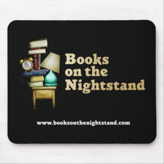 Livros no Nightstand Mousepad