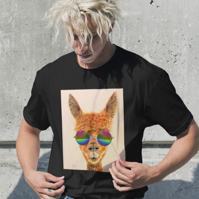 LLAMA COM CAMISETAS DE CAMADAS-T DE ESCRAÇOS DE CA (Criador carregado)