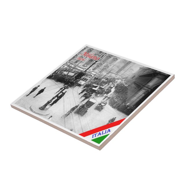 LMD012 MILAN, Piazza Duomo, Catedral (Lateral)