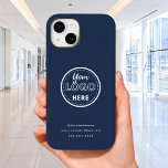 Logotipo azul minimalista de marca profissional<br><div class="desc">Logotipo azul minimalista de marca profissional Promova sua marca de forma sutil,  mas impactante,  com uma capa de telefone de logotipo minimalista. Ajustado vários modelos de iPhone (especificar modelos em variações). O logotipo personalizado adiciona um toque profissional!</div>