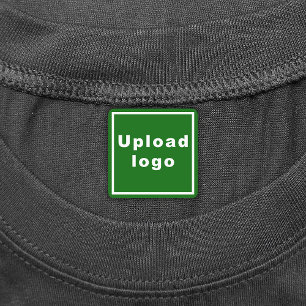 Logotipo comercial na etiqueta de ferro verde quad