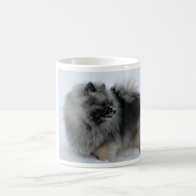 Lola no branco clássico do inverno caneca de 11 (Centro)