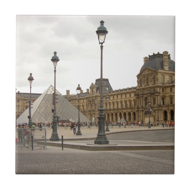 Louvre. Paris, França (Frente)