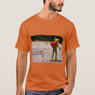 LOVE – Camiseta de Expressão Atemporal