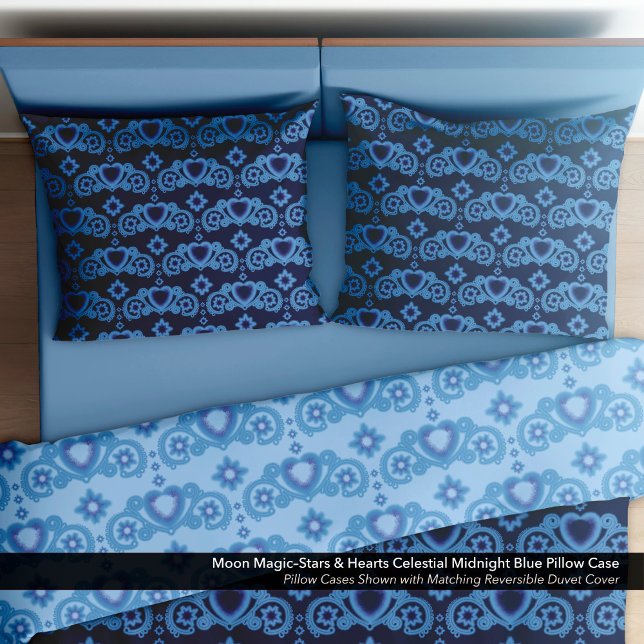 Lua Magic Stars Corações Celestial Azul Meia-Noite (Moon Magic–Stars & Hearts Midnight Blue Pillow Case–Shown with the Matching Reversible Duvet Cover.)