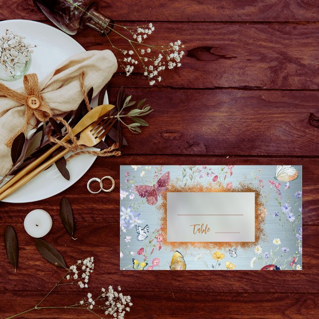 Lugar Um Cartão Azul Elegante De Vinho Selvagem (Criador carregado)